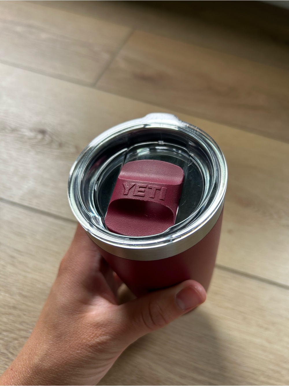 Yeti Retired Harvest Red 10 Oz Tumbler with Matching Magslider - Picture 3 of 4